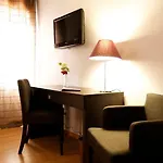 Chateau De Lastours - Le B&B