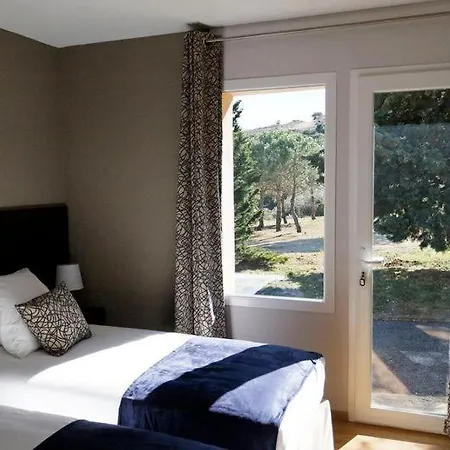 Les Du Chateau De Lastours 4*