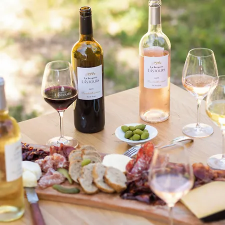 Chateau De Lastours - Le Bed & Breakfast Portel-des-Corbieres