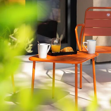 Chateau De Lastours - Le Bed & Breakfast