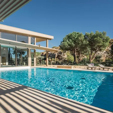 Couette-café Château de Lastours - Le Resort Portel-des-Corbieres